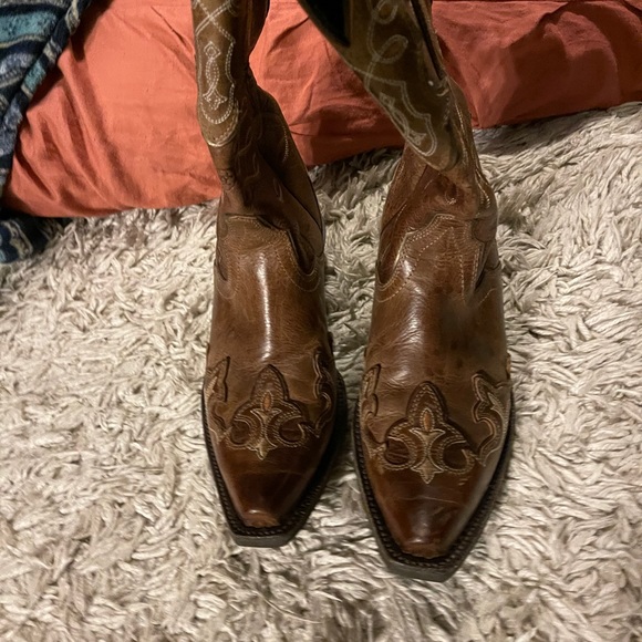 Women’s ariat dress boots - Picture 2 of 4